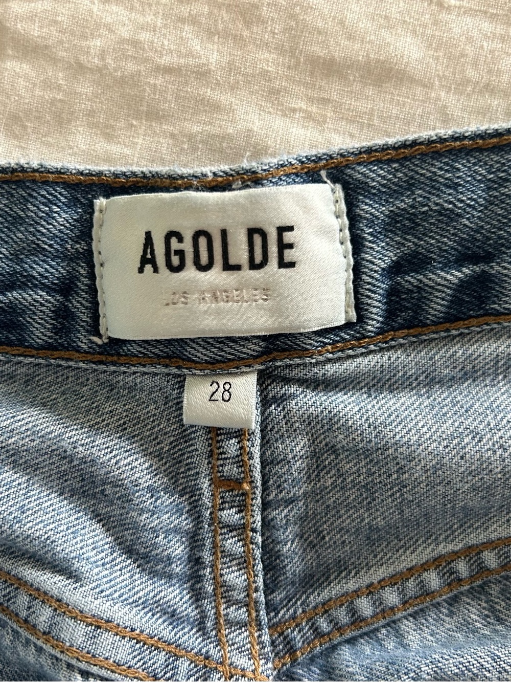 Agolde Ren high waisted Jean. Size 28. Color Disclosure - Picture 7 of 8